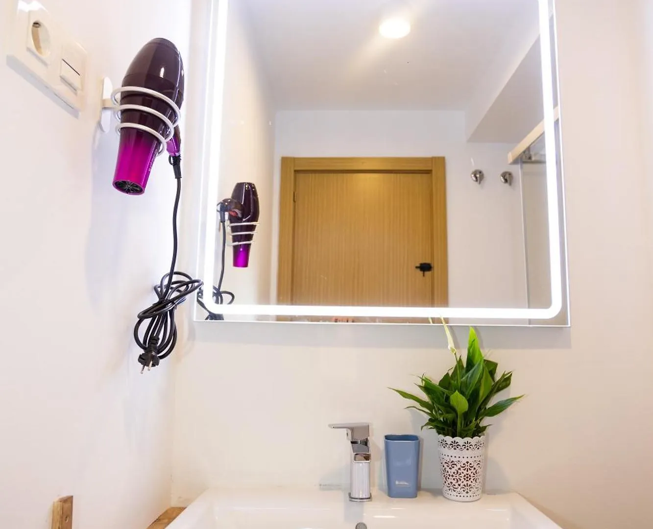Naim Guest House Cala Del Moral La Cala Del Moral 0*,  Spain